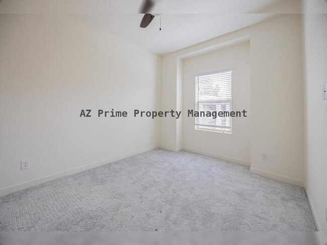 Building Photo - 8343 N 22nd Dr