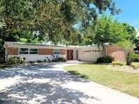 Building Photo - 130 Tiki Dr