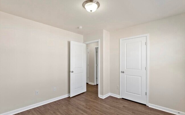 Building Photo - 2326 McCampbell Wells Way