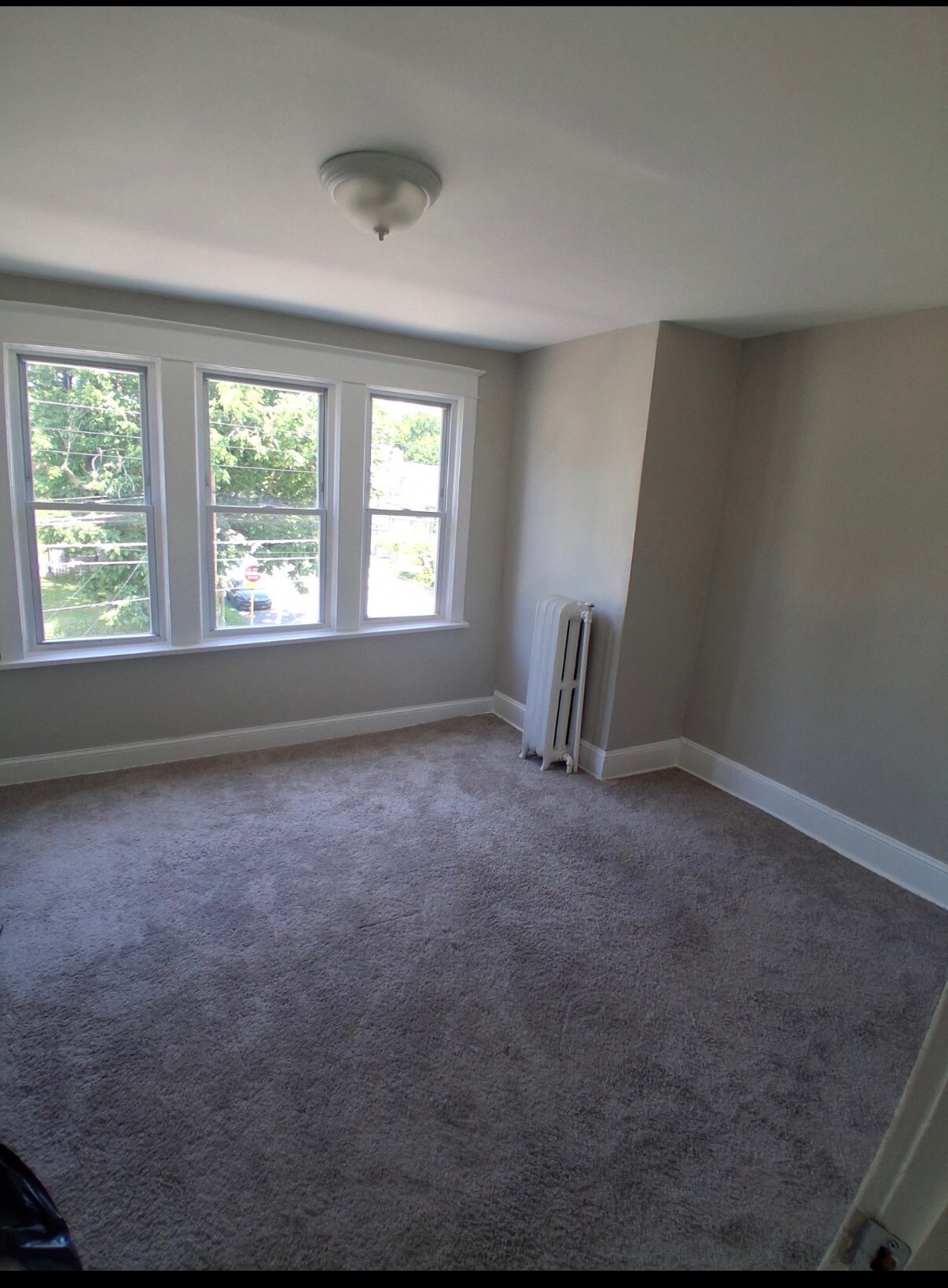 Building Photo - 538 Clifton Ave
