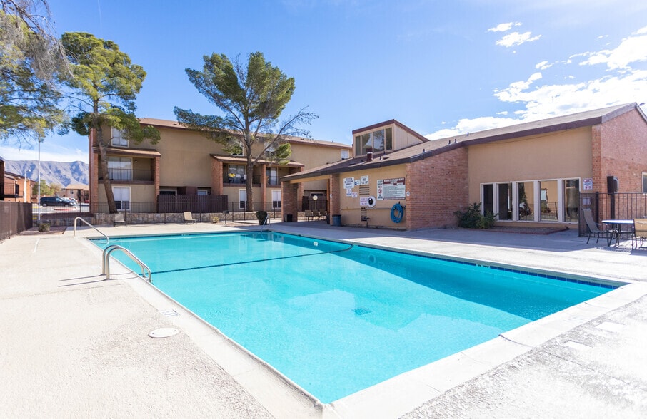 Primary Photo - Casa Barranca