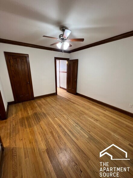 Building Photo - 3150 N Linder Ave