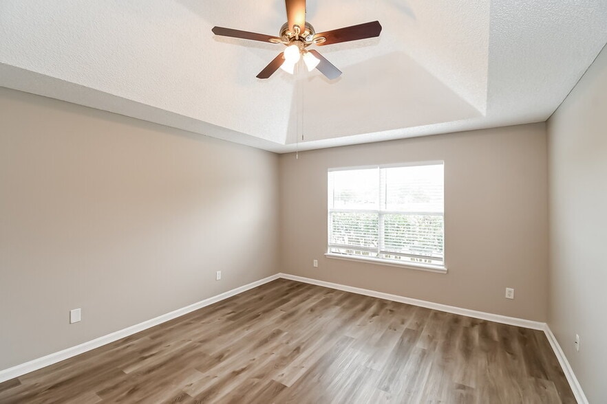 Building Photo - 1508 Austin Ln