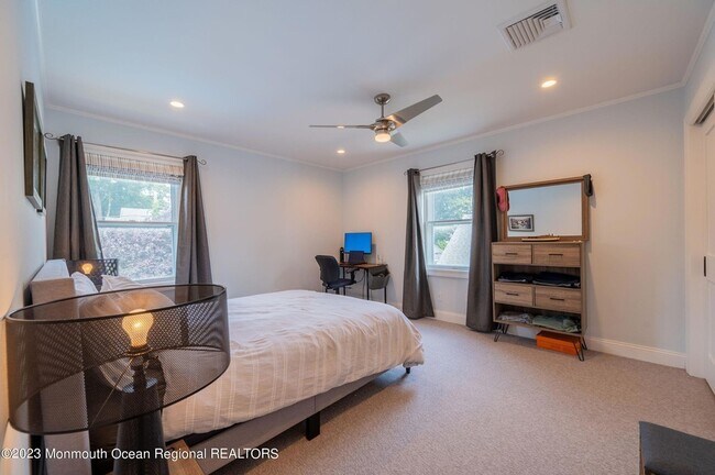 Building Photo - 623 Brooklyn Blvd