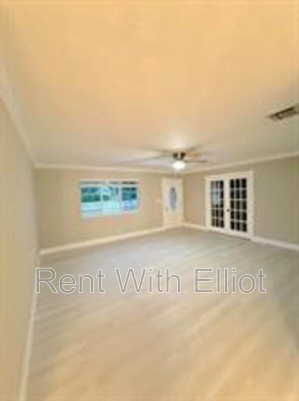 Building Photo - 1520 N 25th Ave