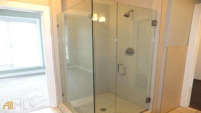 Building Photo - 1300 DeKalb Ave NE