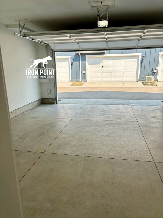 Building Photo - 4237 W Flint Dr