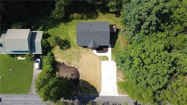 Building Photo - 148 Buena Vista Dr