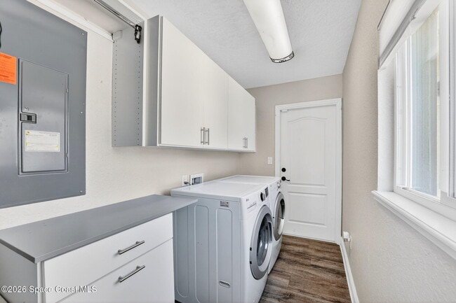 Building Photo - 244 Andros Ave