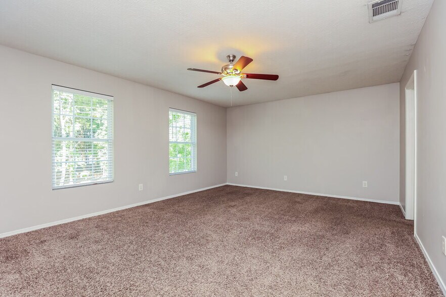 Building Photo - 5057 Smith Springs Pkwy