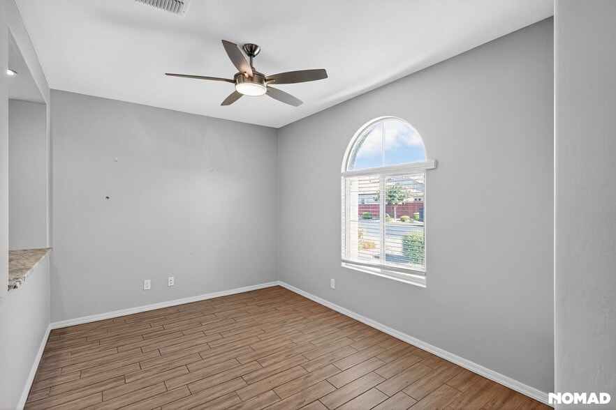 Building Photo - 2538 S Betty St