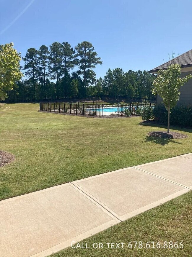 Building Photo - 213 Logan Crest Ct
