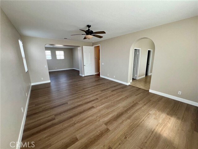 Building Photo - 6686 Sand Dunes St