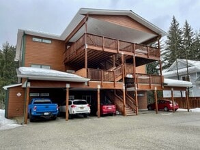 Building Photo - 4401 Riverside Dr