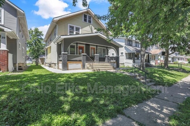 Building Photo - 43 N Chase Ave