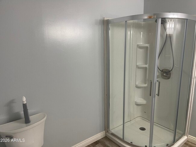 Building Photo - 3511 E Greenway Ln