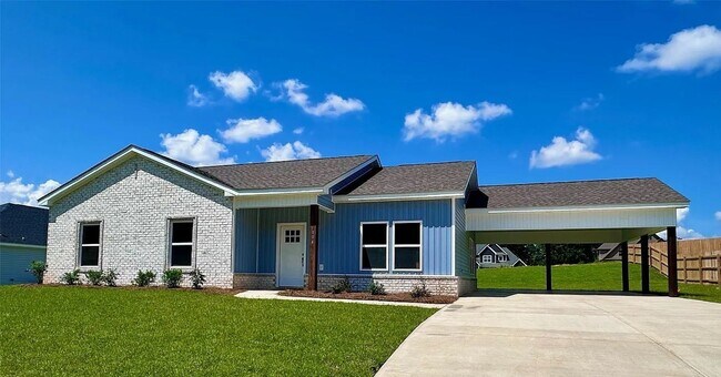 Primary Photo - 104 Neenan Dr