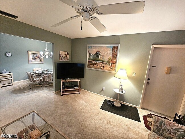 Building Photo - 6824 Sandtrap Dr