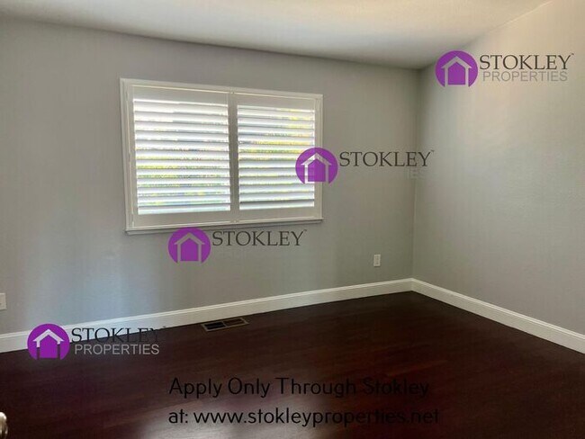 Building Photo - 1562 Terry Lynn Ln