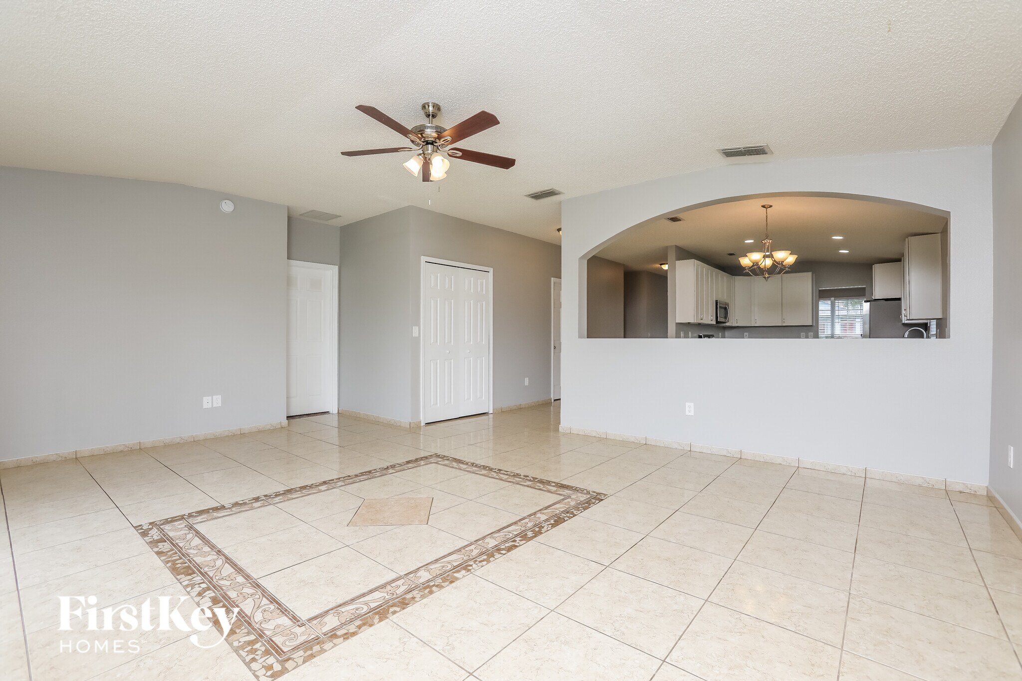 Building Photo - 1739 Crowned Ave