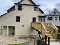 Building Photo - 4 Division St