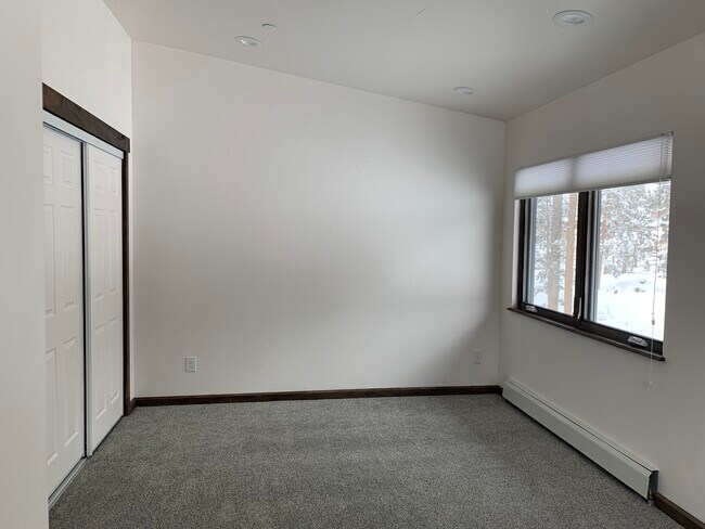 Building Photo - 75 Aspen Meadow Ln