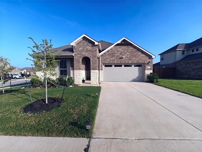Building Photo - 228 Mystic Cyn Ln