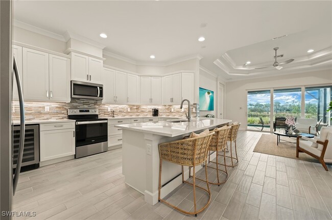 Building Photo - 6831 Saona CT