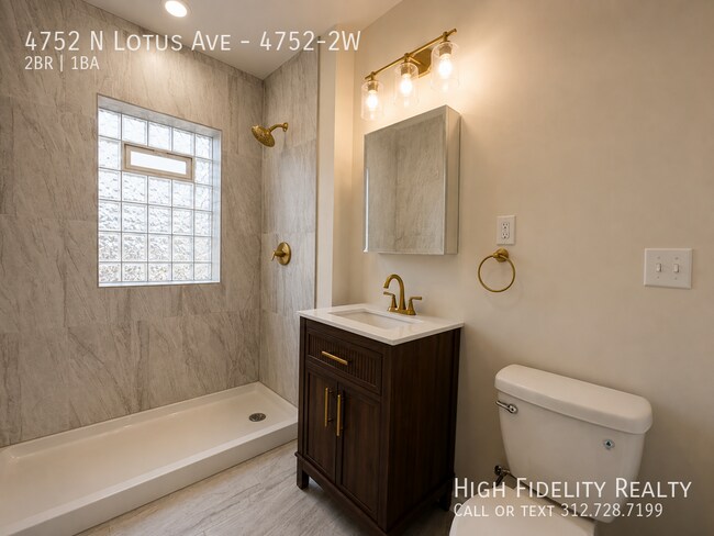 Building Photo - 4752 N Lotus Ave