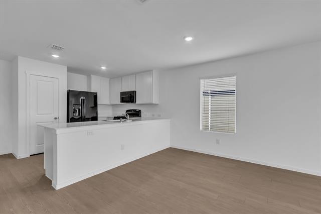 Building Photo - 11325 Rodeo Dr
