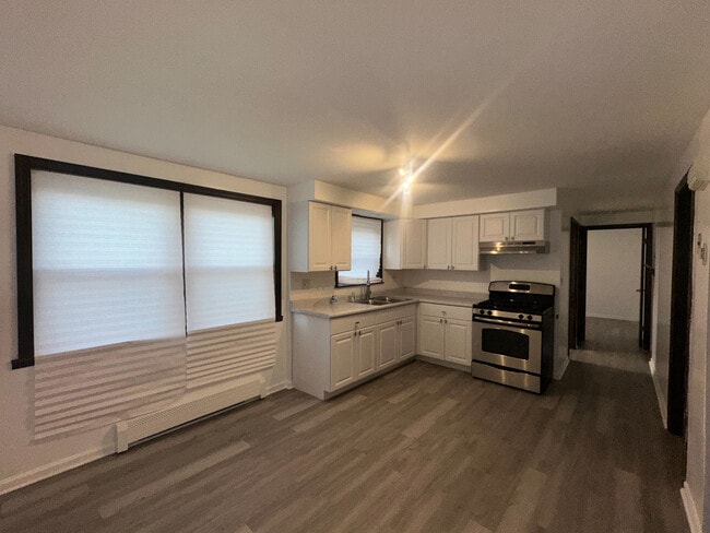 Building Photo - 2231 Prairie St