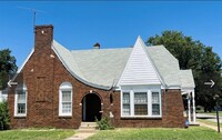 Building Photo - 1401 N Youngs Blvd