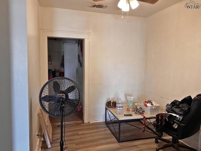 Building Photo - 2812 Ave R