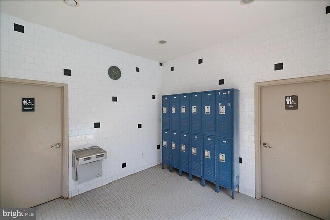 Building Photo - 15605 Everglade Ln