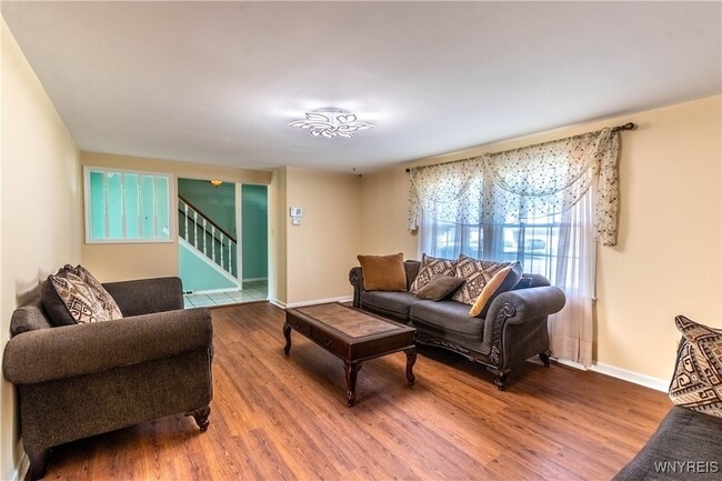 Building Photo - 481 Sagewood Terrace