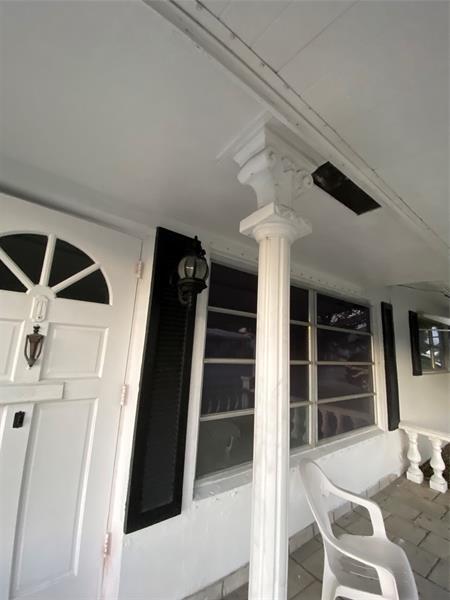 Building Photo - 321 NW 25th Ct