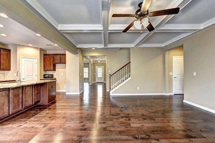 Building Photo - 5957 Stow Dr
