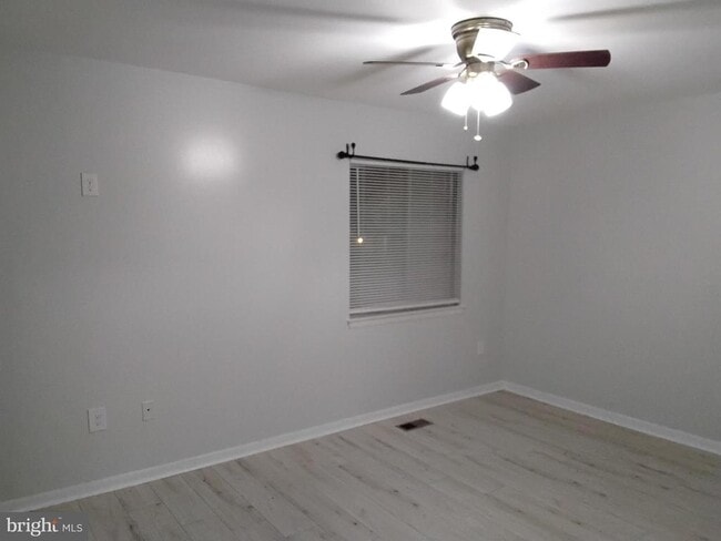 Building Photo - 1219 Marcy Ave