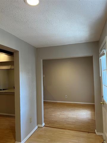 Building Photo - 424 Arborview Dr