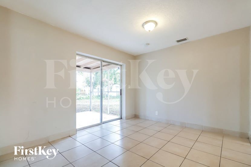 Building Photo - 4180 NW 34th Way