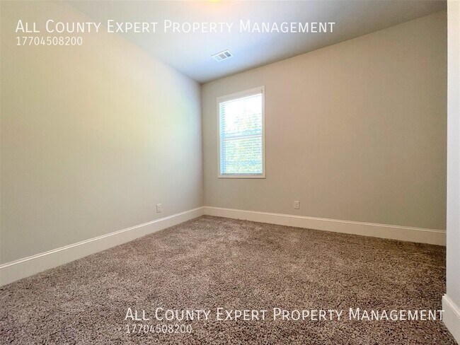 Building Photo - 6512 Crosscreek Ln