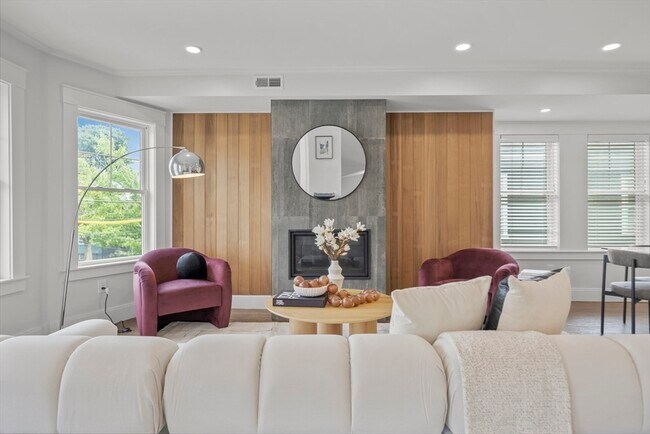 Building Photo - 72 Governor Winthrop Rd