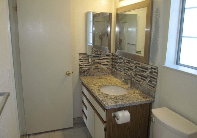 Building Photo - 745 Watson Canyon Ct