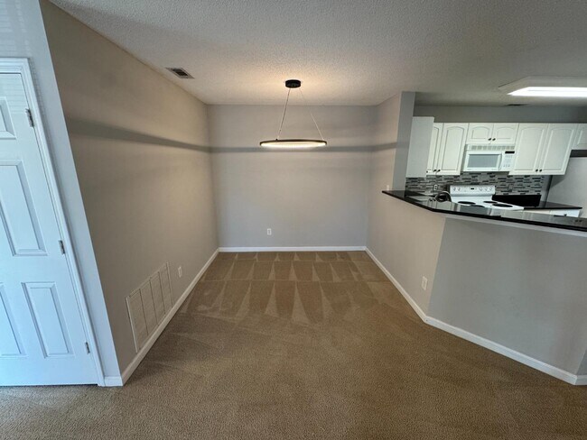 Building Photo - 100 Kensington Blvd