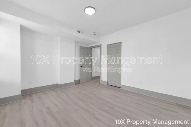 Building Photo - 207 N 22nd St