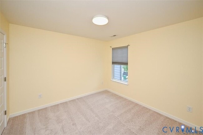 Building Photo - 8090 Manton Ct