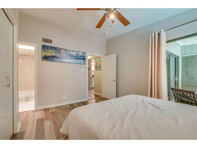 Building Photo - 2308 Enfield Rd