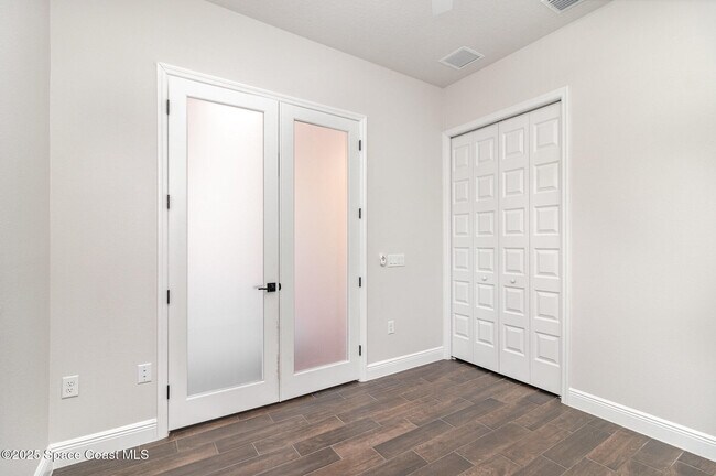 Building Photo - 2969 Avalonia Dr