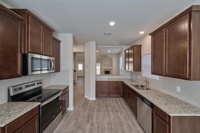 Building Photo - 11330 Alcott Dr