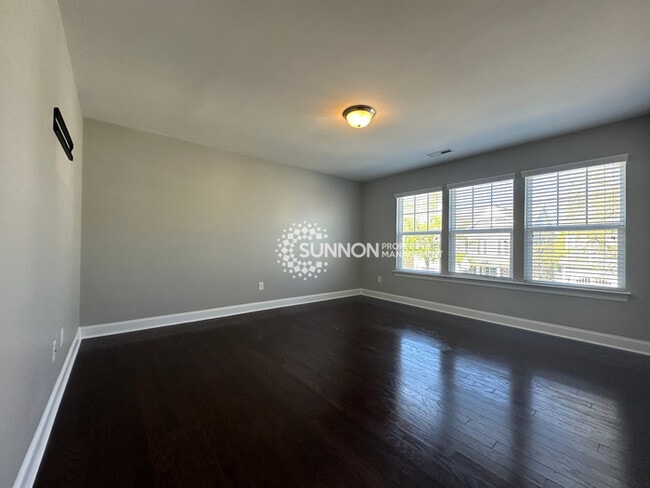 Building Photo - 4 Bedroom 2.5 Bathroom in Indian Trail